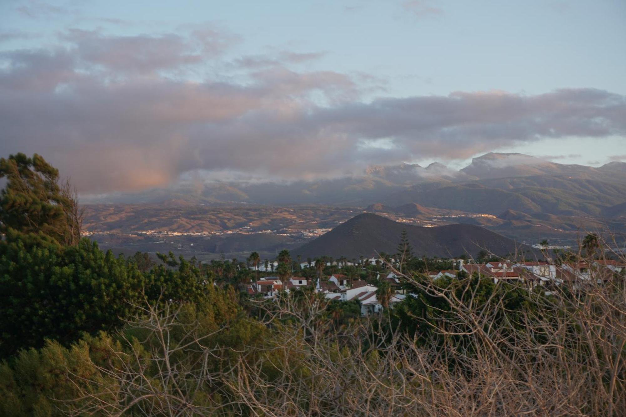 Golf Del Sur Apartment - Magnificent Panorama Of The Ocean, El Teide, And Montana Roja 산미겔데아보나 외부 사진