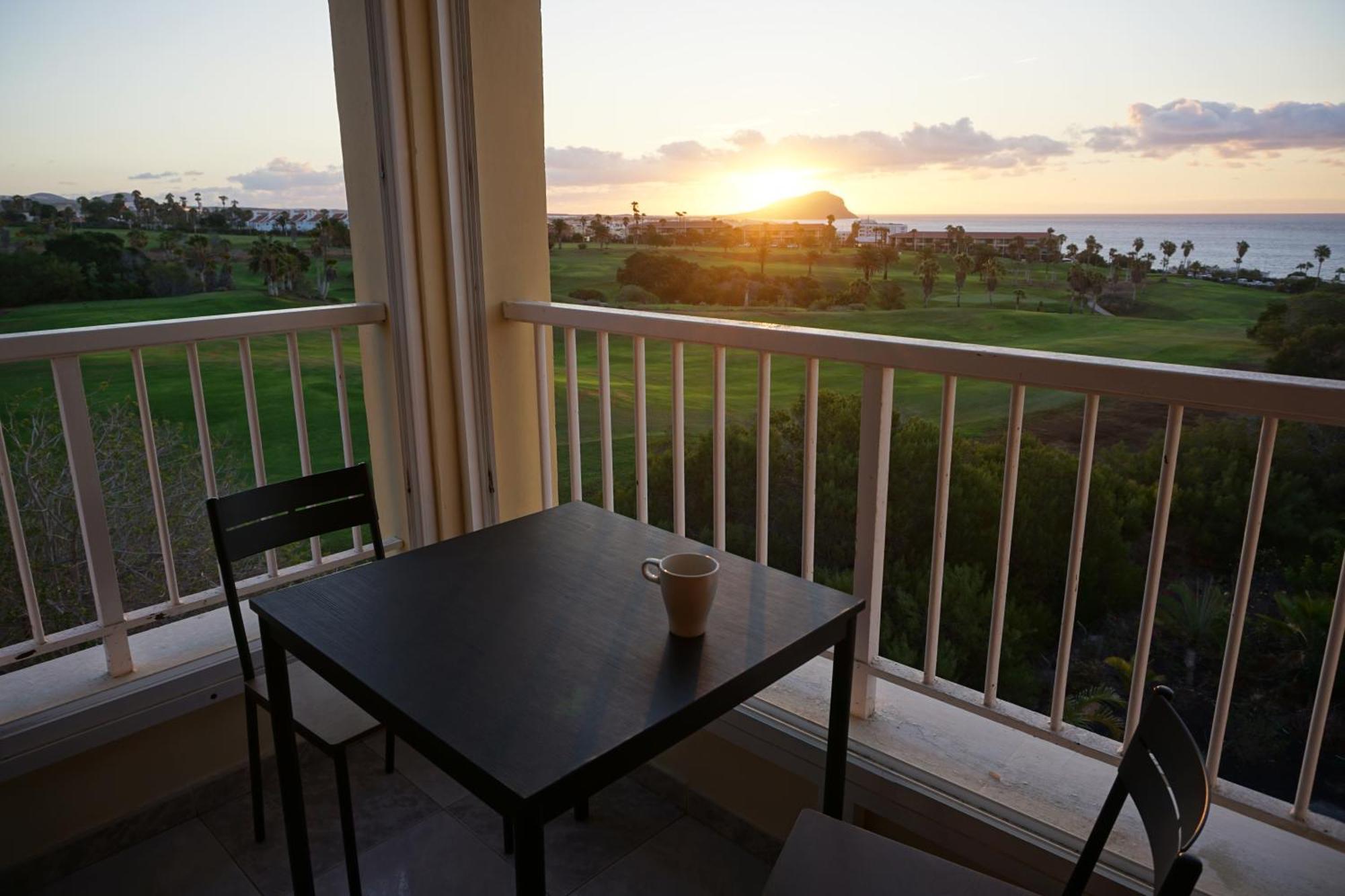Golf Del Sur Apartment - Magnificent Panorama Of The Ocean, El Teide, And Montana Roja 산미겔데아보나 외부 사진